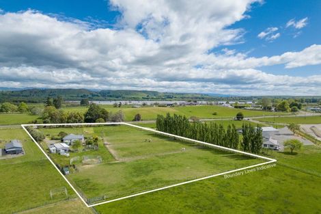 Photo of property in 471 Porangahau Road, Waipukurau, 4282