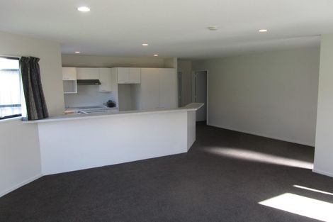 Photo of property in 22a Dunedin Street, Redwood, Christchurch, 8051