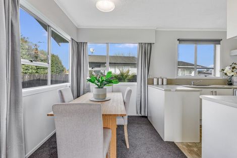 Photo of property in 44 Dalton Crescent, Dinsdale, Hamilton, 3204