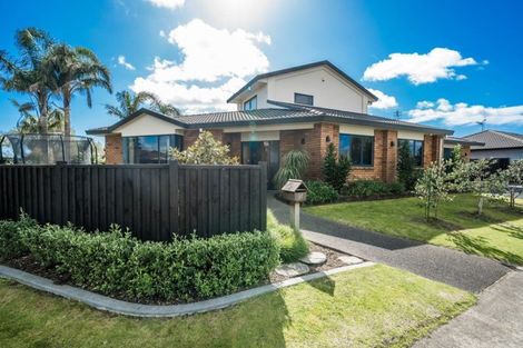 Photo of property in 17 Madeleine Terrace, Papamoa Beach, Papamoa, 3118