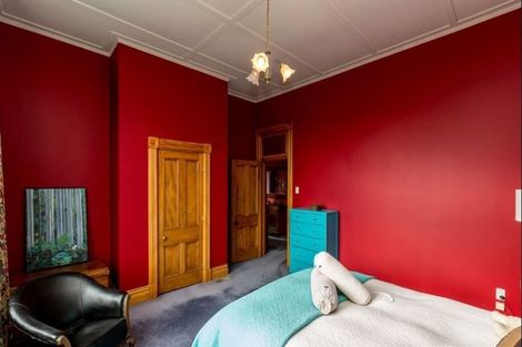Photo of property in 32 Cameron Street, New Plymouth, 4310
