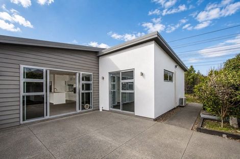 Photo of property in 18 Champagne Avenue, Yaldhurst, Christchurch, 8042