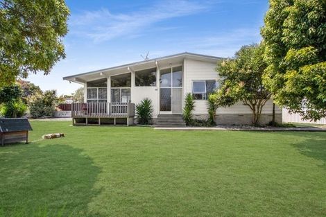 Photo of property in 5 Sunlands Drive, Manurewa, Auckland, 2102