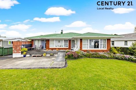 Photo of property in 32 Mcleod Road, Weymouth, Auckland, 2103
