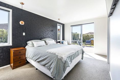 Photo of property in 26 Fernbrook Drive, Hurworth, New Plymouth, 4310