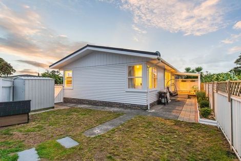 Photo of property in 1/21 Harwood Road, Mount Wellington, Auckland, 1060