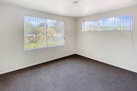 Photo of property in 15 Pisces Road, Glen Eden, Auckland, 0602