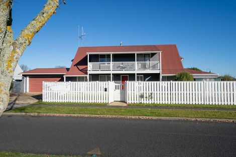 Photo of property in 3 Oaklands Drive, Cambridge, 3434