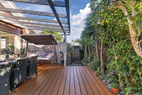 Photo of property in 2/8 Harley Road, Hauraki, Auckland, 0622