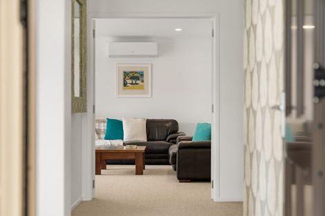 Photo of property in 3 Stenning Place, Papamoa Beach, Papamoa, 3118