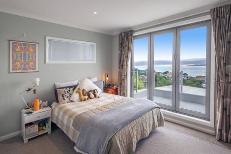 Photo of property in 118a Nicholson Road, Khandallah, Wellington, 6035