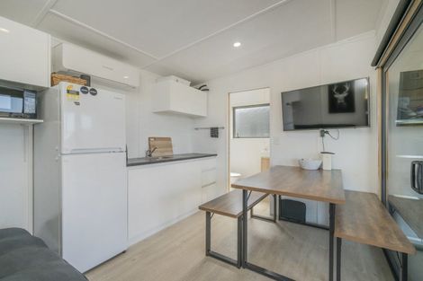 Photo of property in 116 Centennial Drive, Whitianga, 3510