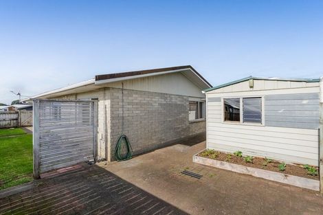 Photo of property in 224 Parklands Avenue, Bell Block, New Plymouth, 4312