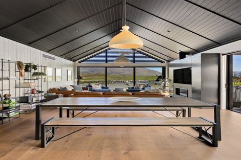 Photo of property in 17 Falconer Rise, Jacks Point, Queenstown, 9371