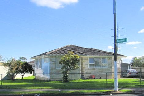 Photo of property in 27 Othello Drive, Clover Park, Auckland, 2023