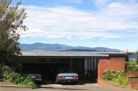 Photo of property in 35 Rama Crescent, Khandallah, Wellington, 6035
