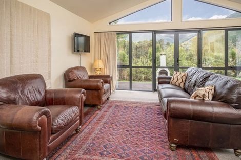 Photo of property in 19 Porika Road, Rotoroa, Saint Arnaud, 7077