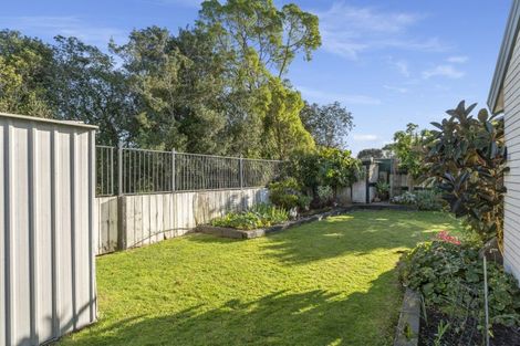 Photo of property in 127 Blake Boulevard, Papamoa Beach, Papamoa, 3118