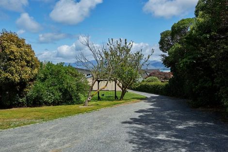 Photo of property in 42 Kotare Place, South Bay, Kaikoura, 7300