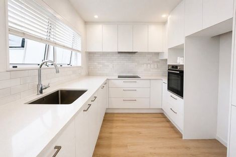 Photo of property in 3/163 Whitford Road, Somerville, Auckland, 2014