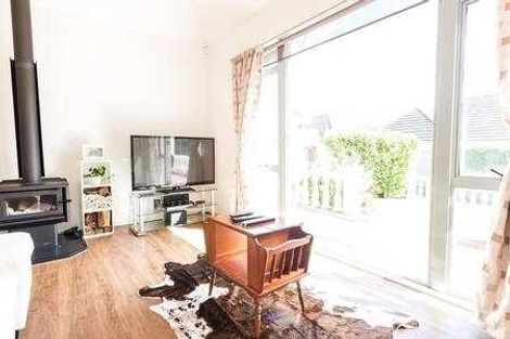 Photo of property in 18a Esmeralda Avenue, Avondale, Auckland, 1026