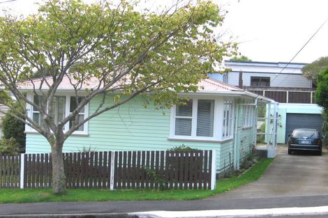 Photo of property in 49 Beazley Avenue, Paparangi, Wellington, 6037