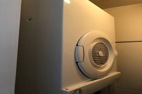 Photo of property in 1b/5 Charlotte Street, Eden Terrace, Auckland, 1021