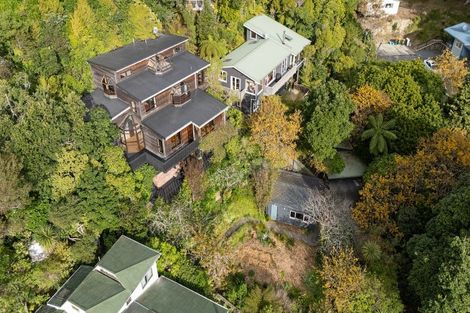 Photo of property in 19 Kaitawa Road, York Bay, Lower Hutt, 5013