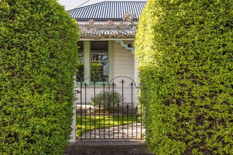 Photo of property in 8 Vienna Street, Waltham, Christchurch, 8023