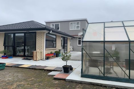 Photo of property in 18 Greenhurst Street, Sockburn, Christchurch, 8042