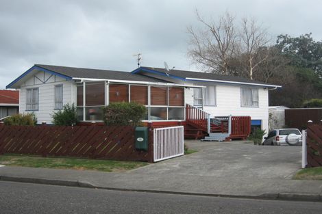 Photo of property in 15 Anaru Street, Raumati Beach, Paraparaumu, 5032