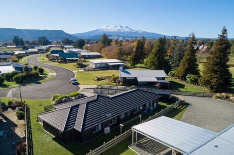 Photo of property in 51 Snowmass Drive, Ohakune, 4625