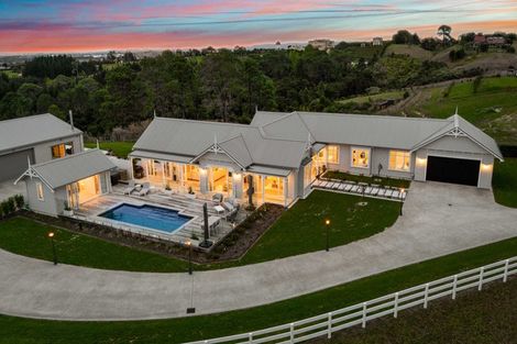 Photo of property in 21 Diamond Lane, Riverhead, 0793