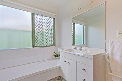 Photo of property in 24a Kensington Drive, Taradale, Napier, 4112