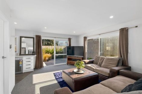 Photo of property in 6c Petherick Street, Taita, Lower Hutt, 5011