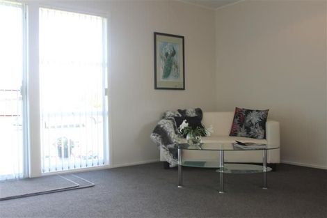 Photo of property in 3/68 Rangitoto Road, Papatoetoe, Auckland, 2025