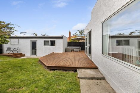 Photo of property in 135 Oakwood Avenue, Balaclava, Dunedin, 9011