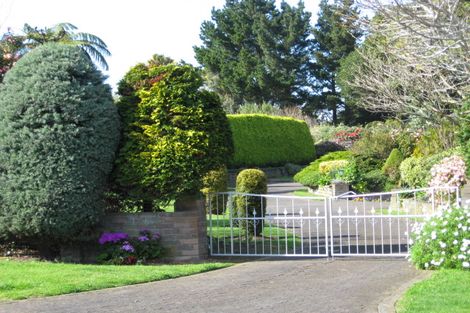 Photo of property in 3 Byron Place, Whalers Gate, New Plymouth, 4310