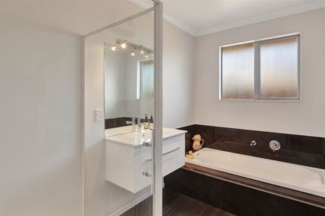 Photo of property in 8 Simms Lane, West Melton, 7618