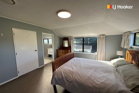 Photo of property in 106 Glenross Street, Glenross, Dunedin, 9011