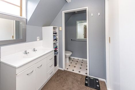 Photo of property in 1a Brassey Road, Saint Johns Hill, Whanganui, 4500