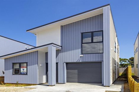 Photo of property in 9 Tapuwae Way, Mangere Bridge, Auckland, 2022