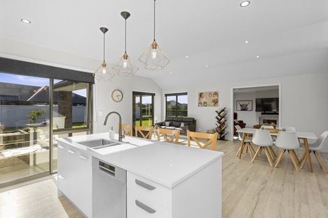 Photo of property in 51 Baxter Michael Crescent, Cambridge, 3434