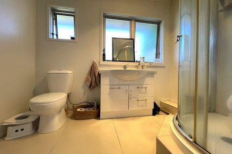 Photo of property in 2/123a Gossamer Drive, Pakuranga Heights, Auckland, 2010