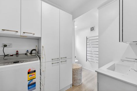 Photo of property in 11 Hillside Crescent, Leigh, 0985