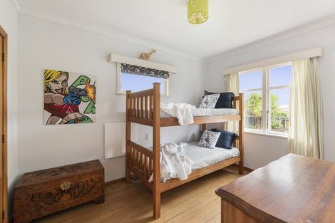 Photo of property in 16 Tawa Street, Levin, 5510