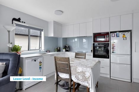 Photo of property in 60 Godfrey Drive, Orewa, 0931