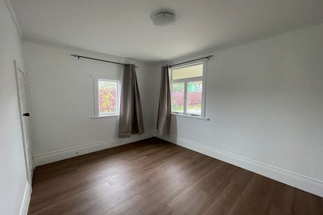 Photo of property in 22 Grande Vue Road, Hillpark, Auckland, 2102