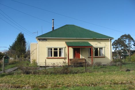 Photo of property in 5 Sandys Street, Blackball, 7804