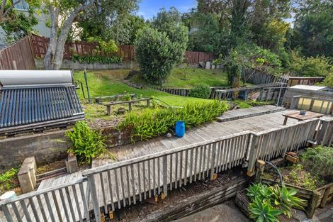 Photo of property in 28 Stapleford Crescent, Browns Bay, Auckland, 0630